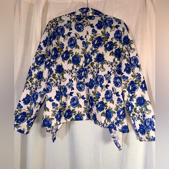 Floral blazer. New without tags. 2XL. - Picture 2 of 2